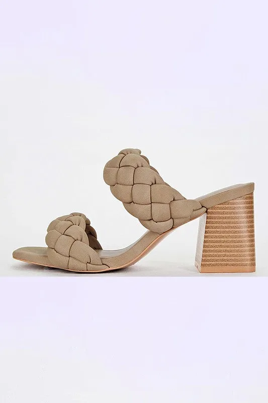 Buggy Braided Strap Sandals in Taupe
