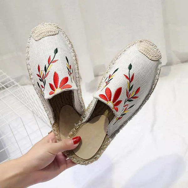 Fashion Embroidered Espadrille Flat Slippers