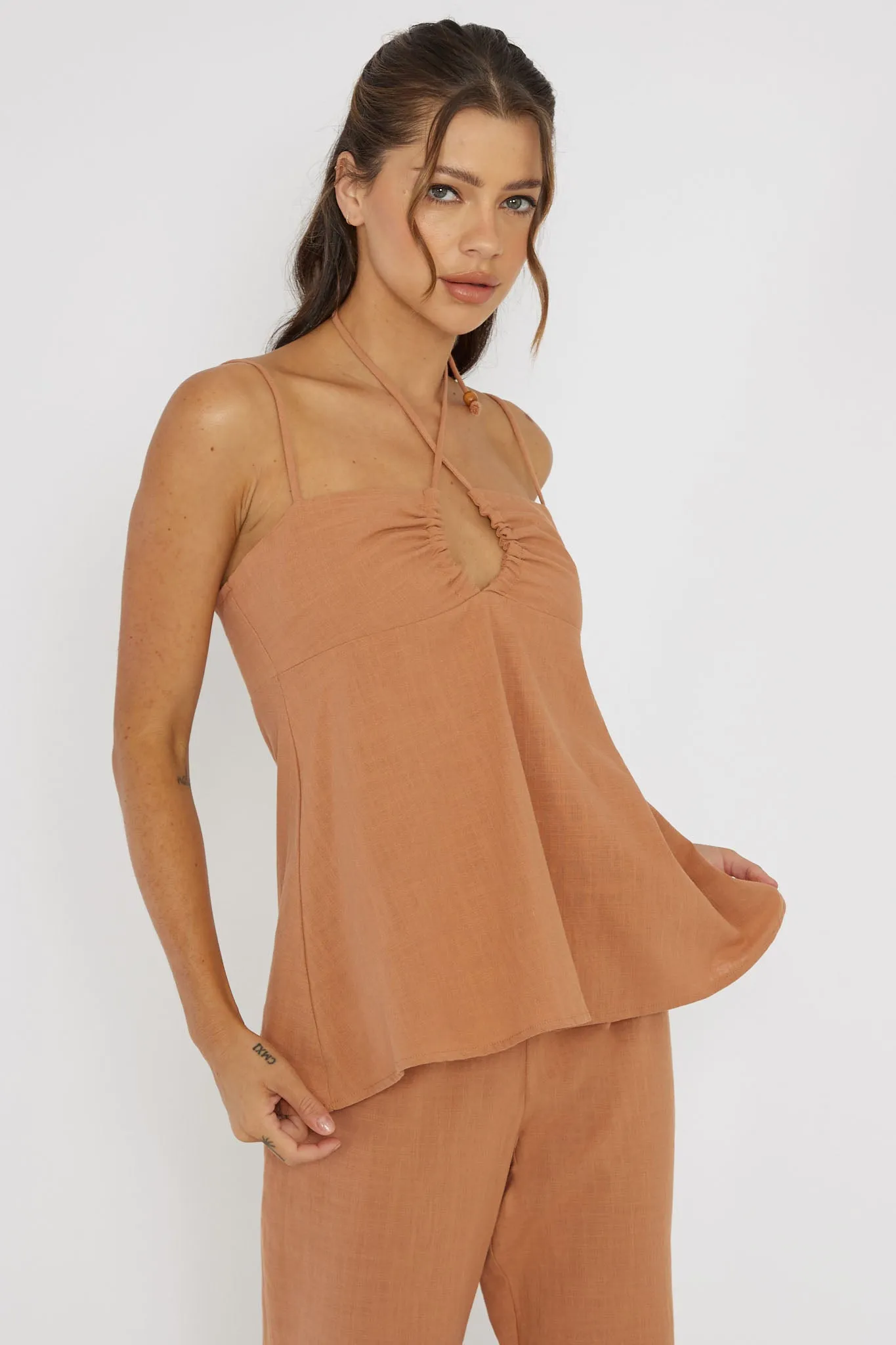 Freestyle Neck Tie Top Sand