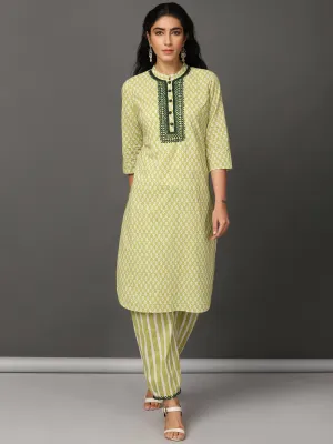 Green & White Kurta & Pants Set