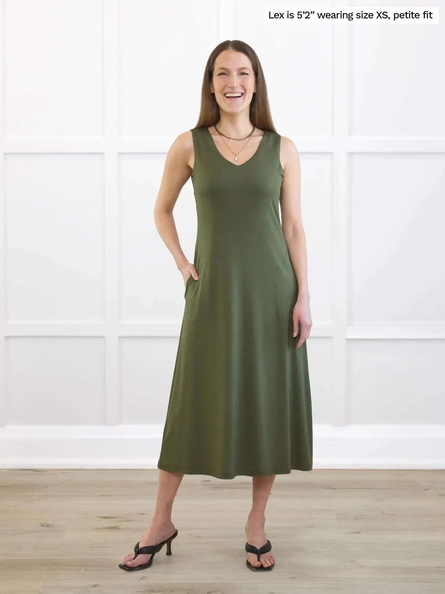 Margot v-neck midi dress with pockets